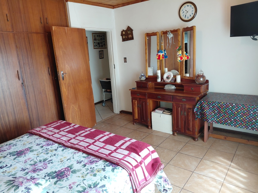 4 Bedroom Property for Sale in Bothasrus Eastern Cape